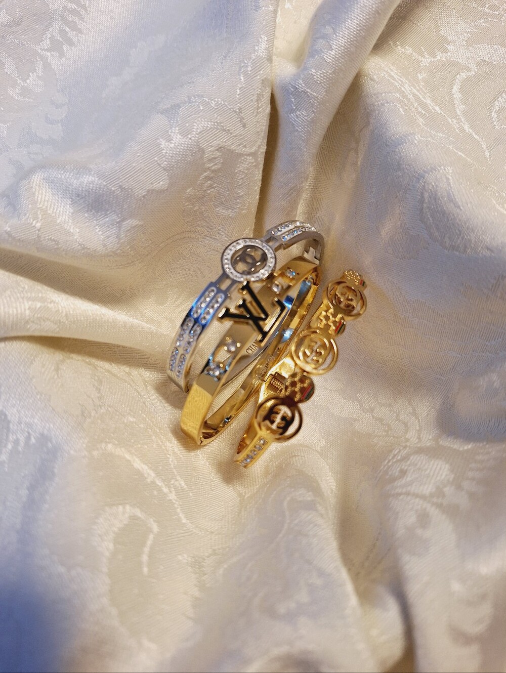 LOGO BRACELET SET (3) - NEW
